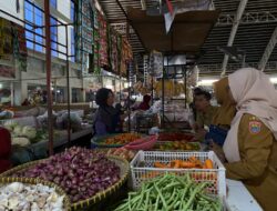 Daftar Harga Kebutuhan Pokok yang Naik di Pasar Induk Batang