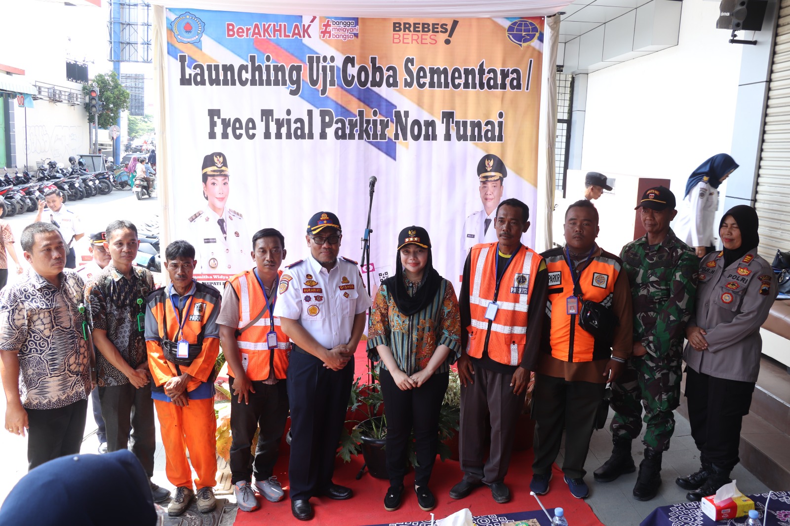 Uji coba e-parkir nontunai Brebes (foto: Pemkab Brebes)