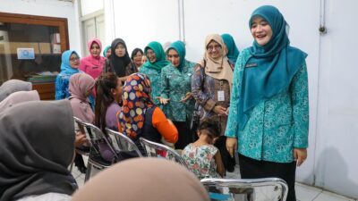 TP PKK Jateng gencarkan edukasi pencegahan kanker serviks dan payudara melalui IVA Test dan Sadanis (foto: Pemprov Jateng)