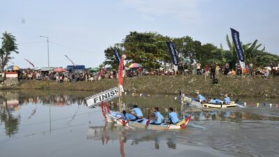 Gotong Royong Bersihkan Sungai, Langenharjo Wujudkan Wisata Air Berkelanjutan