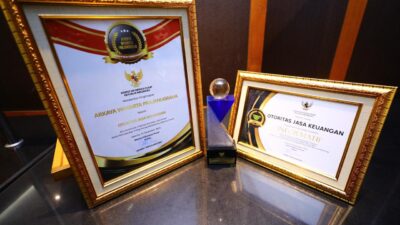 OJK meraih predikat Badan Publik Terbaik Nasional 2025 dalam Anugerah Keterbukaan Informasi Publik (Foto: OJK)