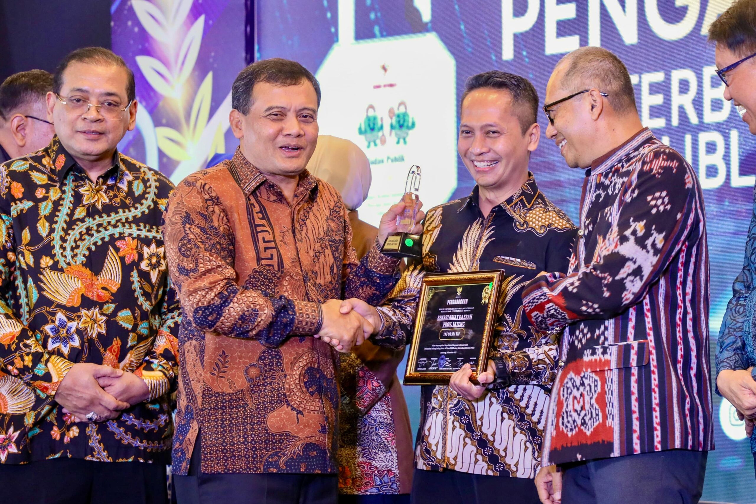 Gubernur Jateng Ahmad Luthfi menegaskan ASN harus berfungsi sebagai PPID dalam melayani masyarakat (foto: Pemprov Jateng)