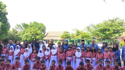 Batik Kendal Berdikari Jadi Seragam Khas SD Negeri, Dibagikan Gratis untuk 23 Ribu Siswa