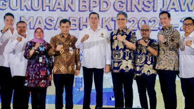 Gubernur Jawa Tengah Ahmad Luthfi saat memberikan sambutan pada pengukuhan pengurus BPD Ginsi Jateng di Hotel Grasia, Semarang, Kamis 18 Desember 2025 (foto: Pemprov Jateng)