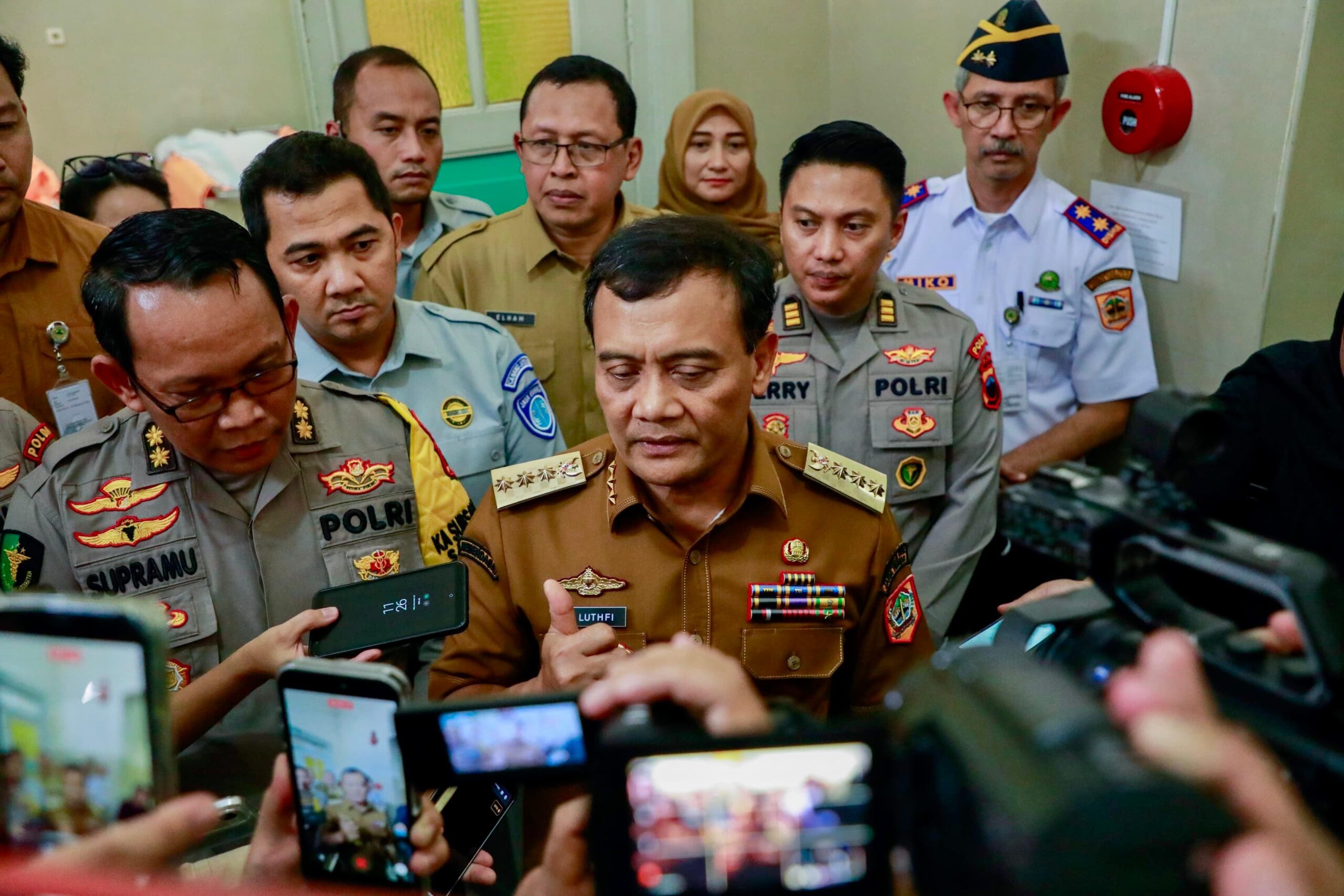 Gubernur Jawa Tengah Ahmad Luthfi memberikan imbauan keselamatan transportasi menjelang arus Nataru. (foto: Pemprov Jateng)