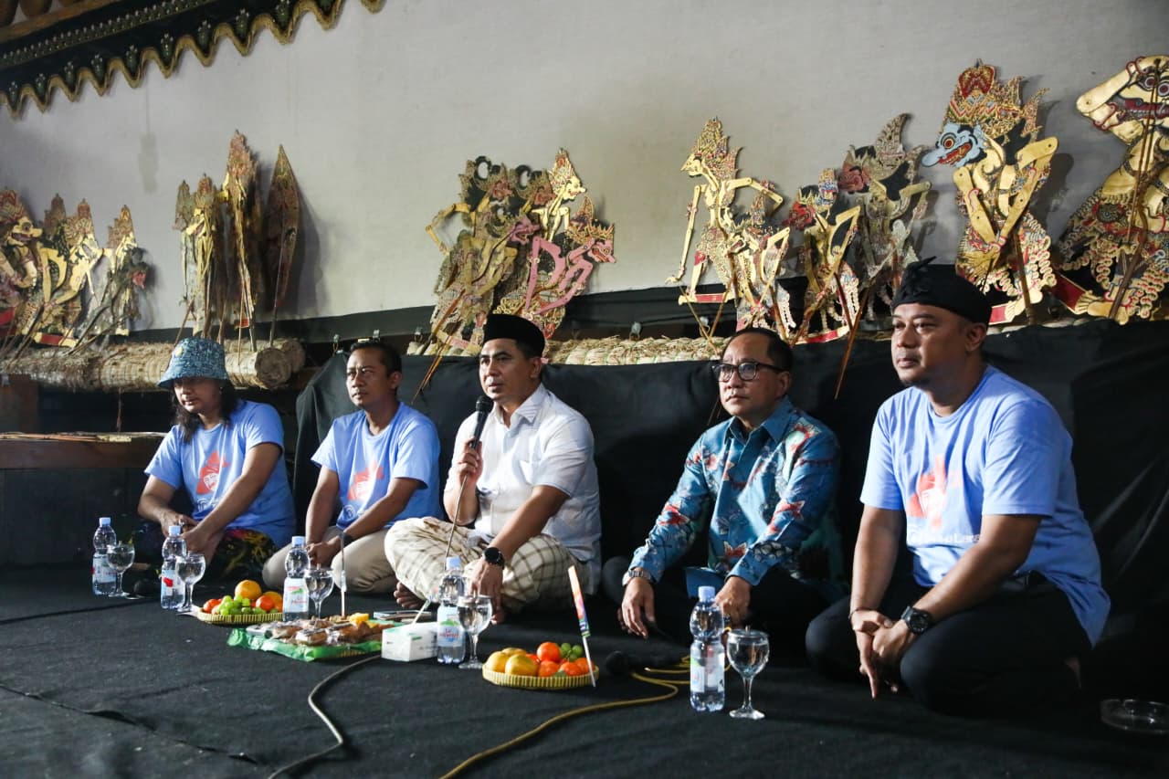 Wakil Gubernur Jateng Taj Yasin Maemoen menghadiri HUT ke-4 Sindhu Laras Bocah di Teater Lingkar, Semarang (foto: Pemprov Jateng)