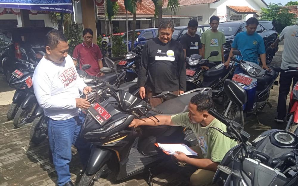 Pengecekan kendaraan dinas DKP Batang (foto: Pemkab Batang)
