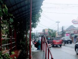 Sederet Halte Trans Semarang Setengah Pakai