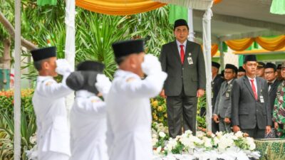 Wakil Gubernur Jawa Tengah, Taj Yasin Maimoen, memimpin Upacara HAB ke-80 di MAN 2 Rembang, Sabtu 3 Januari 2026 (Pemprov Jateng)