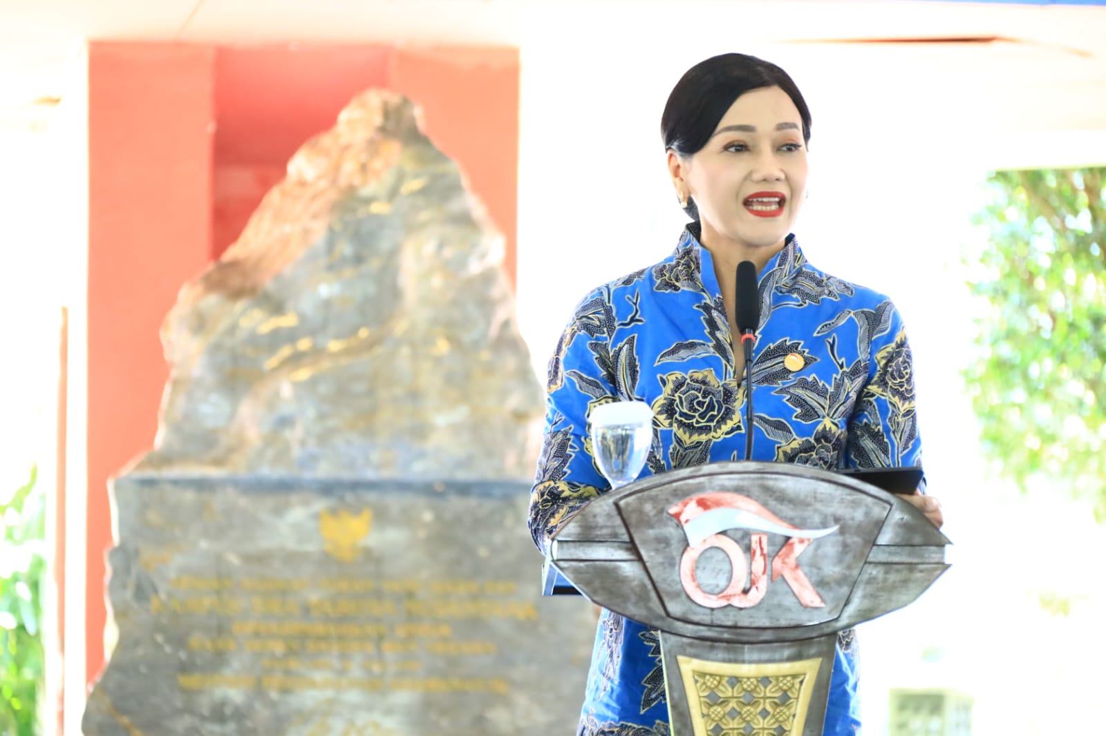 Kepala Eksekutif Pengawas Perilaku Pelaku Usaha Jasa Keuangan OJK, Friderica Widyasari Dewi (foto: OJK)