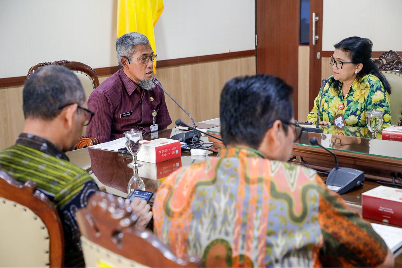 Sekda Jateng Sumarno menerima audiensi TVRI Jawa Tengah di Semarang, 13 Januari 2026 (foto: Pemprov Jateng)