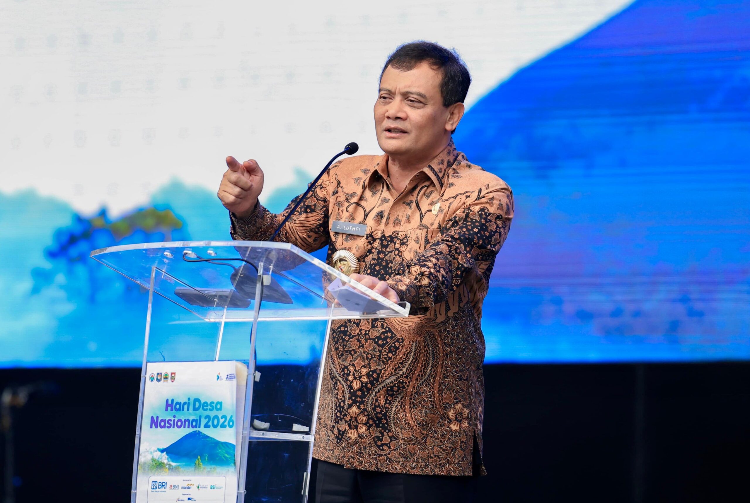 Gubernur Jawa Tengah Ahmad Luthfi saat peringatan Hari Desa Nasional di Kebun Raya Indrokilo, Boyolali, Kamis 15 Januari 2026. (foto: Pemprov Jateng)