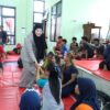 Trauma Healing, Anak-anak Korban Banjir Pekalongan Dapat Buku Baru dari Bunda PAUD