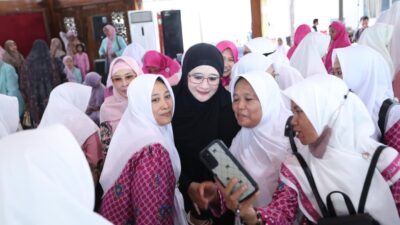 Nawal Arafah Yasin saat menghadiri Pelantikan Pengurus JMQH Kabupaten Sragen Periode 2026-2030 di Pendopo Sumonegaran, Sabtu 24 Januari 2026 (foto: Pemprov Jateng)