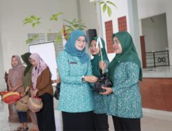 Gerakan Rabu Pon, PKK Jateng Ajak Warga Tanam Pohon untuk Mitigasi Banjir