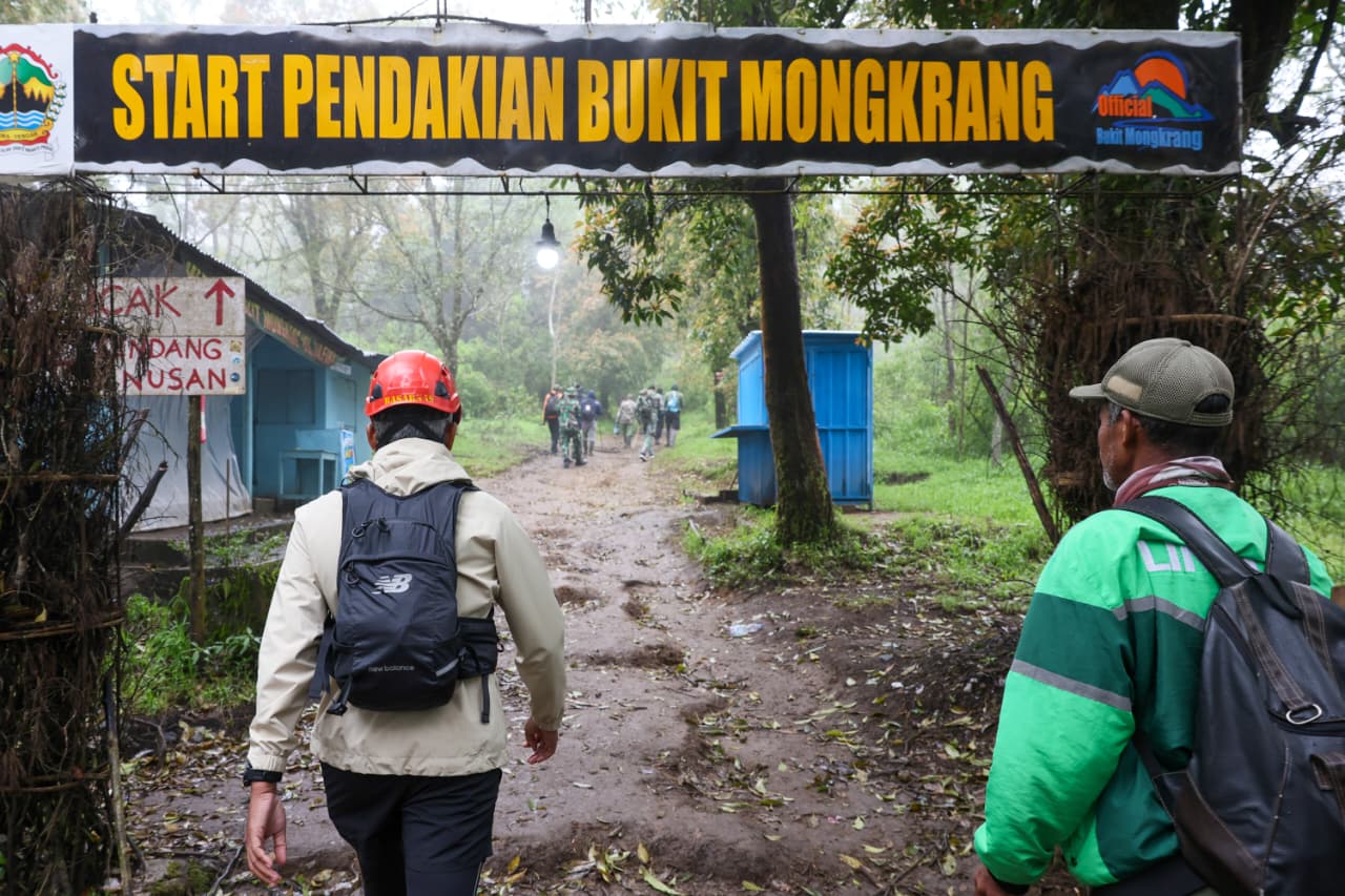Bukit Mongkrang yang akan ditutup sementara untuk pemulihan vegetasi (foto: Pemprov Jateng)