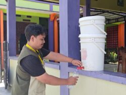 Mahasiswa KKN UGM Dampingi Ibu-Ibu PKK Rembang Kelola Sampah Organik