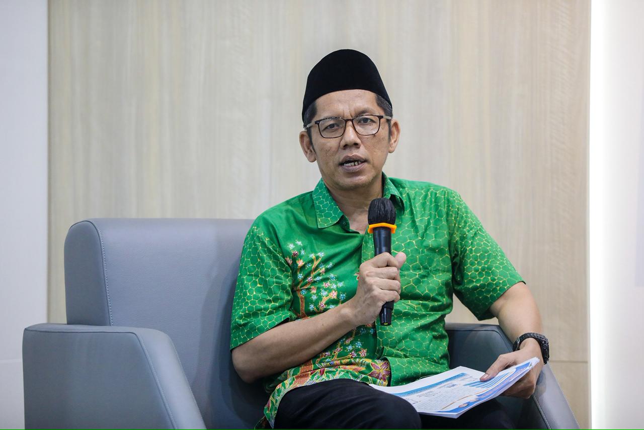 Ketua Lembaga Fasilitasi dan Sinergitas Pesantren (LFSP) Jateng, Prof Dr KH Hasyim Muhammad (foto: Pemprov Jateng)