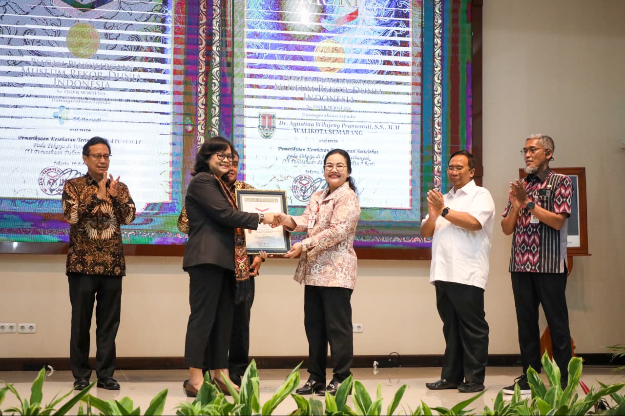Penganugerahan Rekor MURI di RS Kariadi Semarang, Selasa 10 Februari 2026 (foto: Pemprov Jateng)