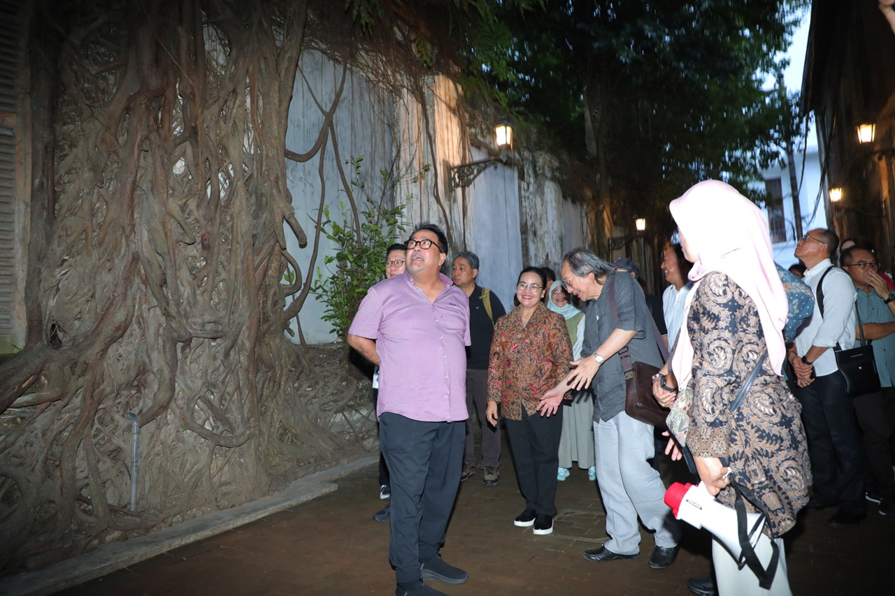 Wali Kota Semarang Agustina Wilujeng bersama Wakil Gubernur DKI Jakarta Rano Karno saat meninjau kawasan Kota Lama Semarang, Sabtu 31 Januari 2026 (foto: Pemkot Semarang)