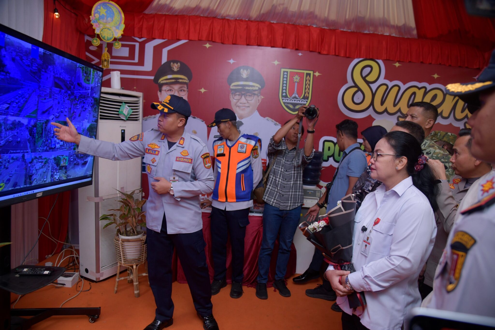 Wali Kota Semarang Agustina Wilujeng meninjau posko mudik Rabu 18 Maret 2026 (foto: Pemkot Semarang)